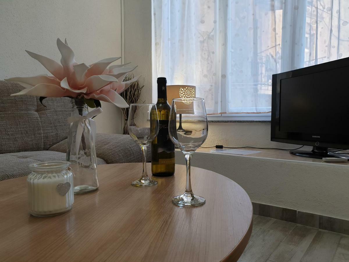 Apartament Manuela Senj  Zewnętrze zdjęcie